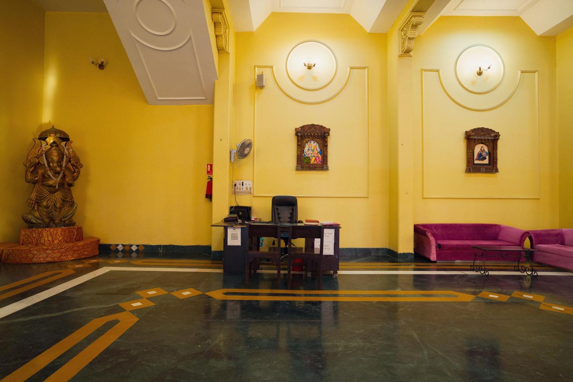Hotel Girdhar Mahal Indore Exterior foto